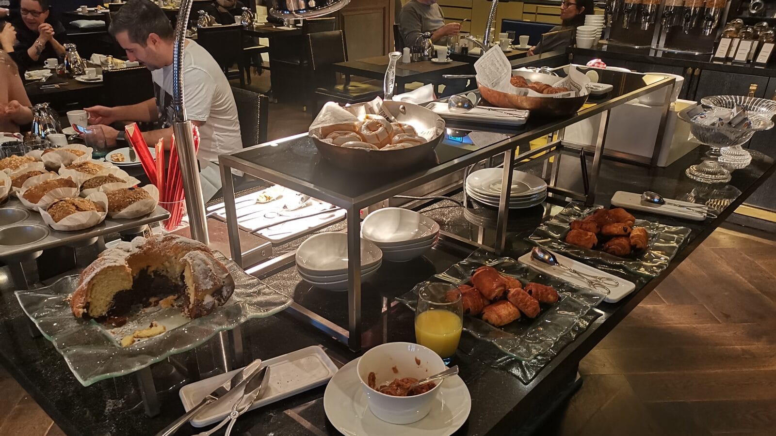 Hotel Review Hilton Wien Plaza Testbericht mit Bildern