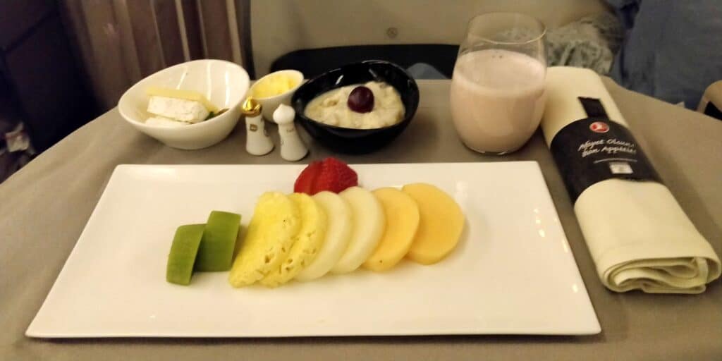 Turkish Airlines Business Class Singapur Istanbul Catering 2
