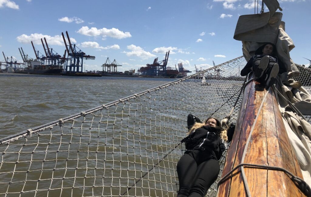 Julia Andi Segelschiff