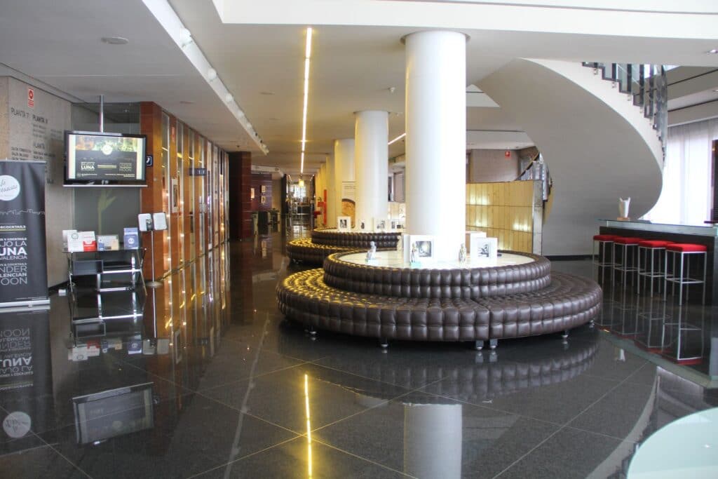 SH Valencia Palace Lobby