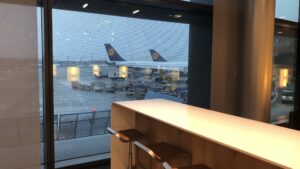 Lufthansa Senator Lounge Frankfurt A Ausblick