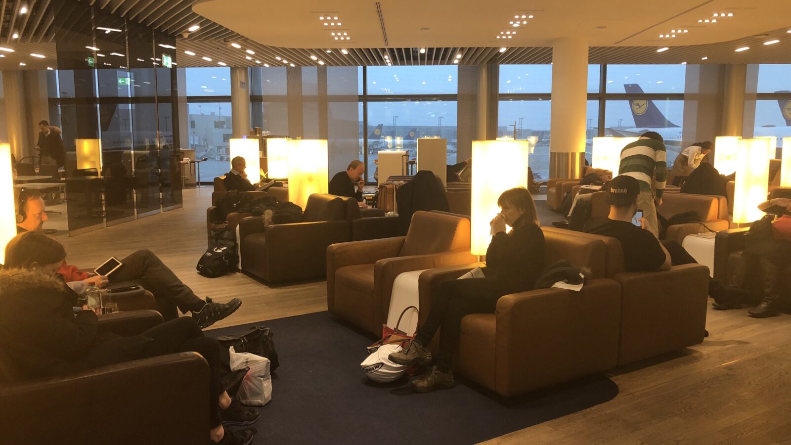 Review Lufthansa Senator Lounge Frankfurt A Reisetopia