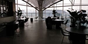 Cathay Pacific The Deck Lounge Hongkong Terrasse