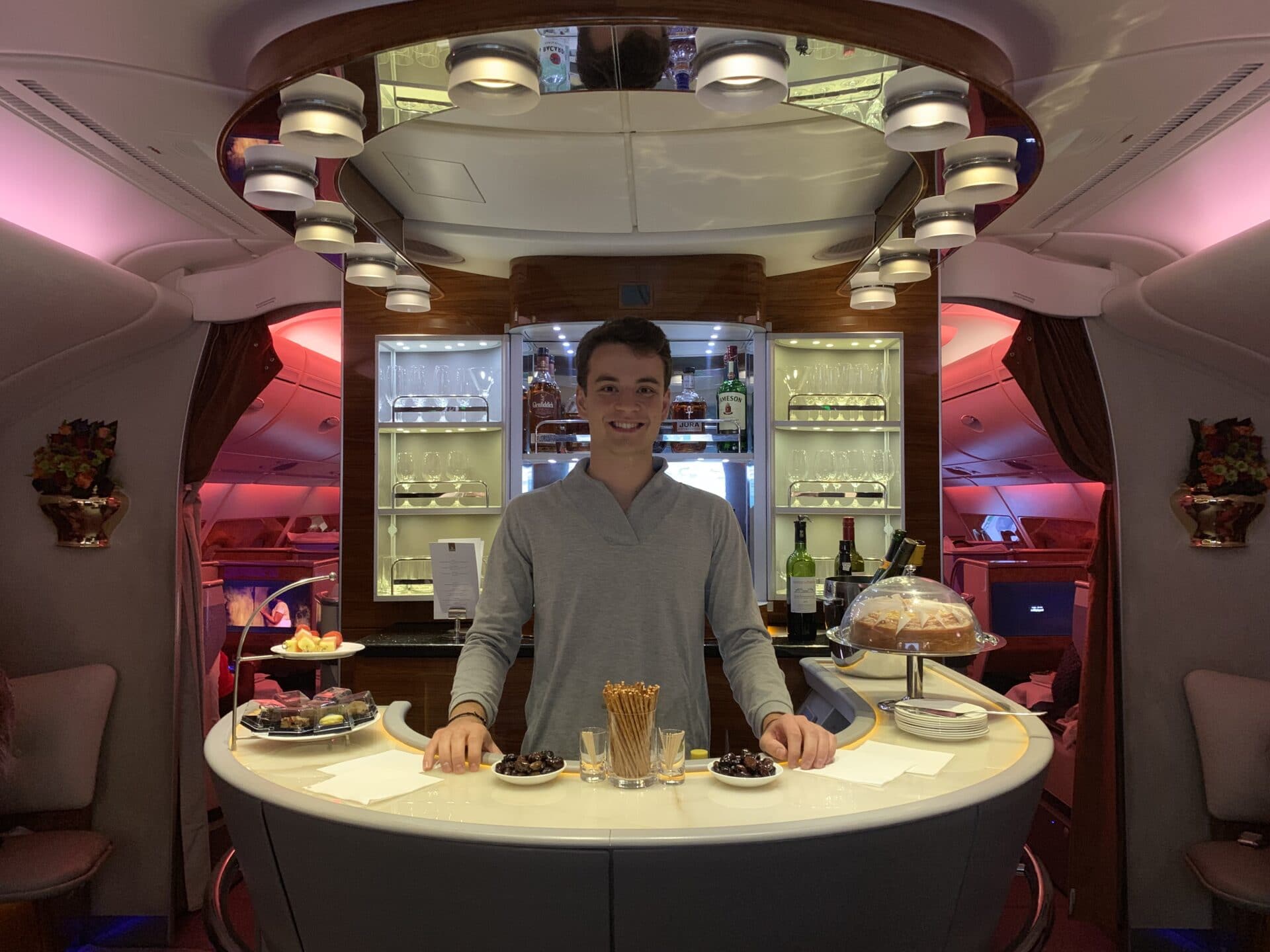Emirates First Clas Airbus A380 Jan Bar