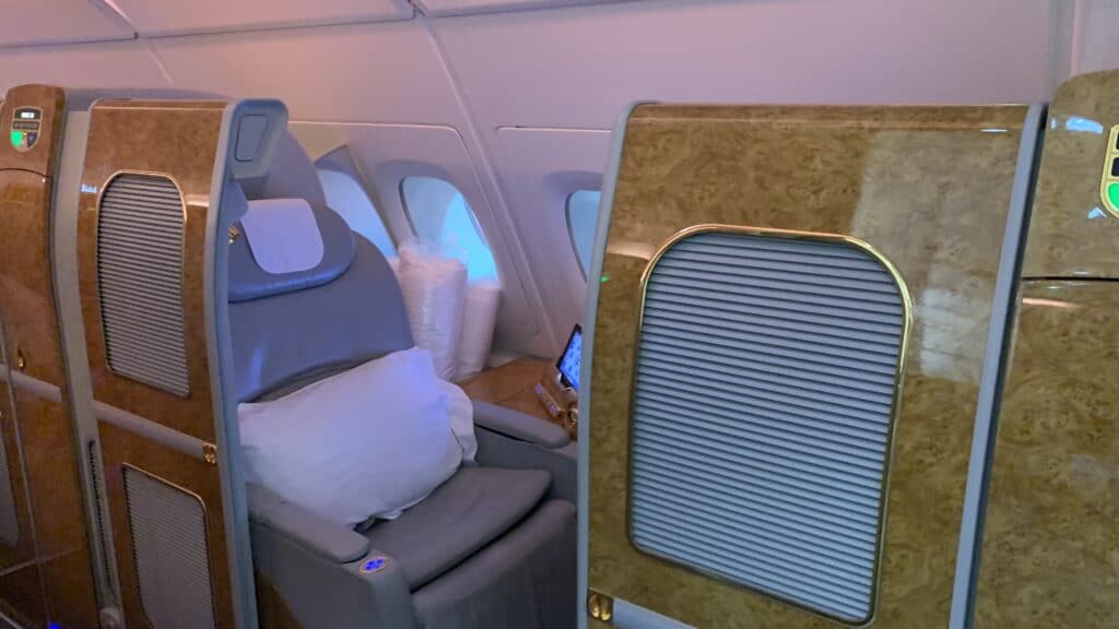 Emirates First Class Airbus A380 Suite Mit Türen