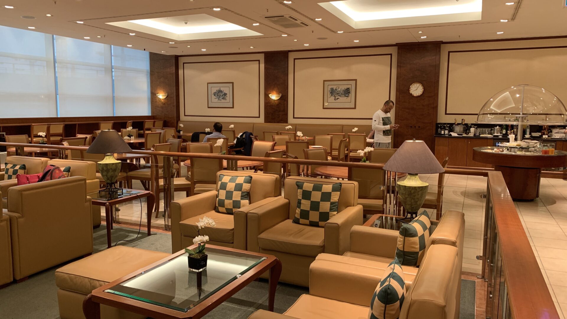 Emirates Lounge Frankfurt Decor