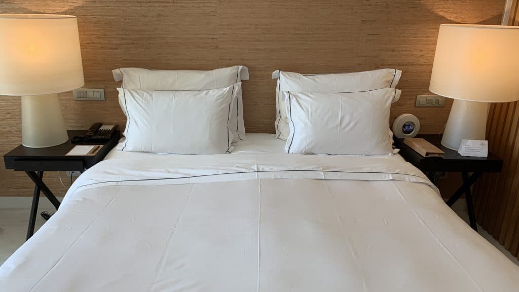 Anantara Vilamoura Resort Deluxe Zimmer Bett