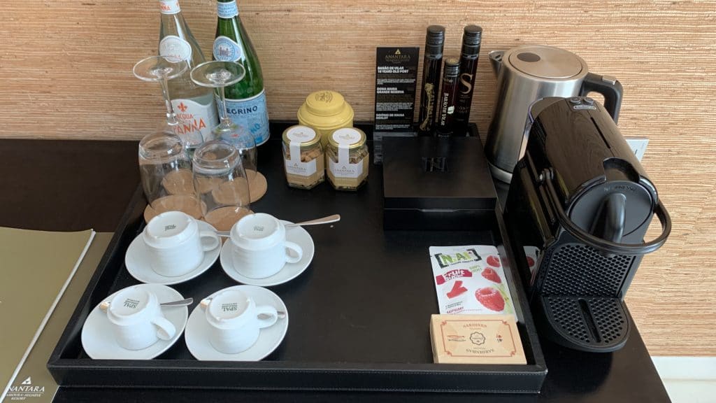 Anantara Vilamoura Resort Deluxe Zimmer Kaffeemaschine