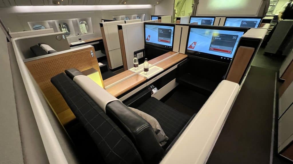 Swiss First Class Boeing 777 Kabine 