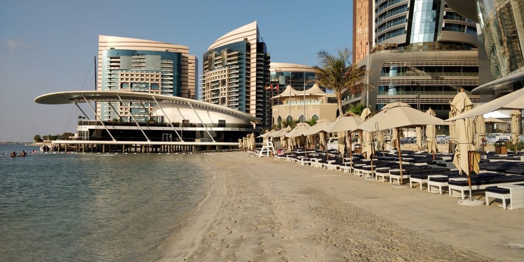Jumeirah At Etihad Towers Abu Dhabi Strand