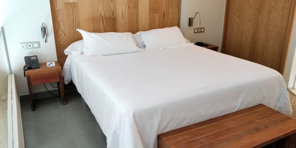 Higueron Hotel Malaga Suite Schlafzimmer 5
