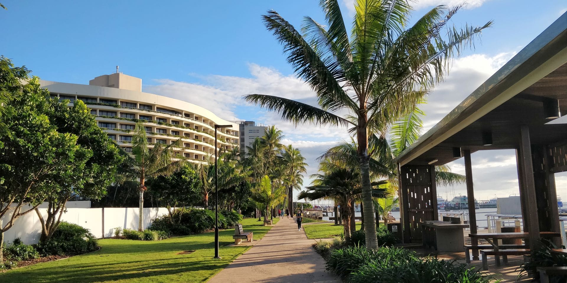 Hilton Cairns Promenade
