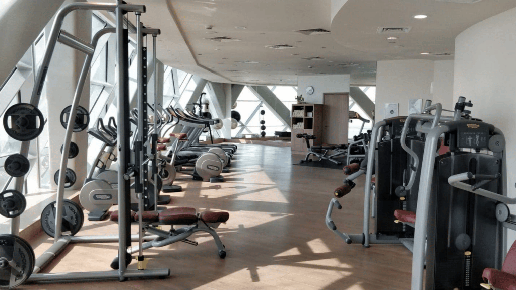 Andaz Capital Gate Abu Dhabi Fitnessstudio Equipement