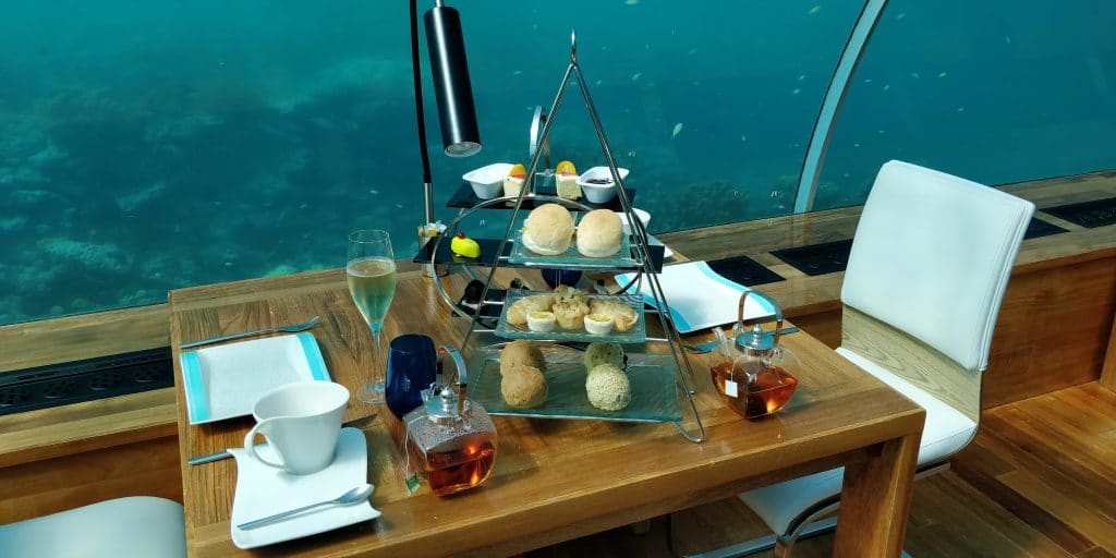 Ithaa Underwater Restaurant Conrad Malediven Afternoon Tea