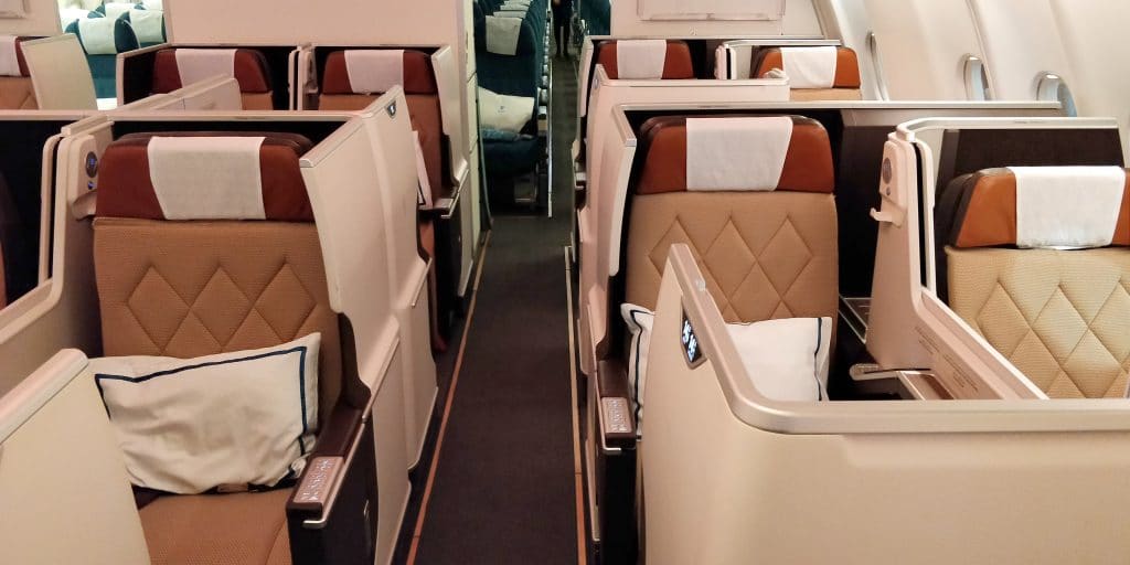 Oman Air Business Class Apex Suiten