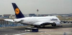 Lufthansa Airbus A3802 E1482335053465 800x402