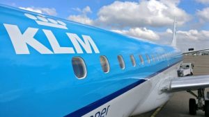 KLM Embraer 190 800x450