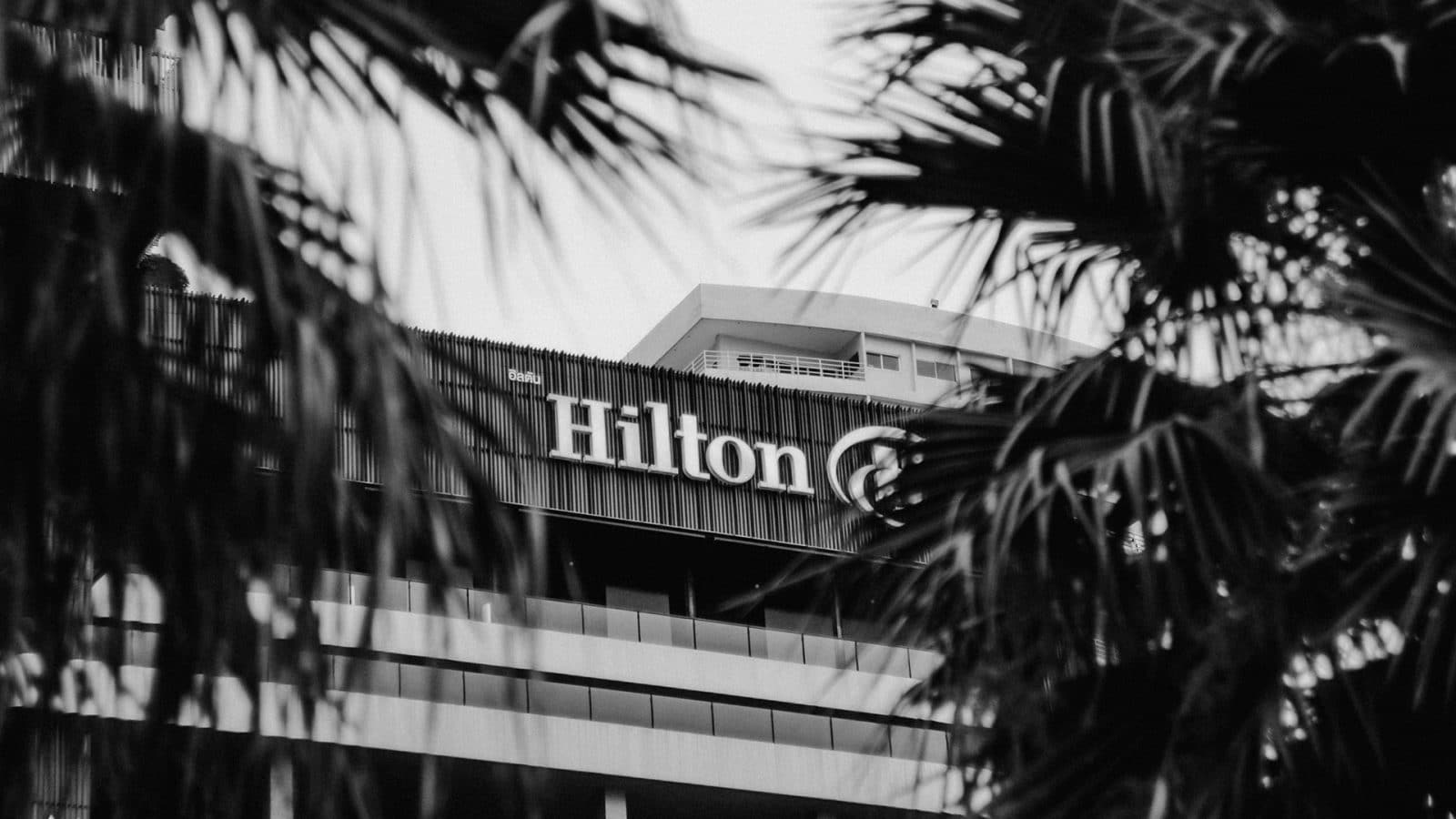 Hilton 1600x900
