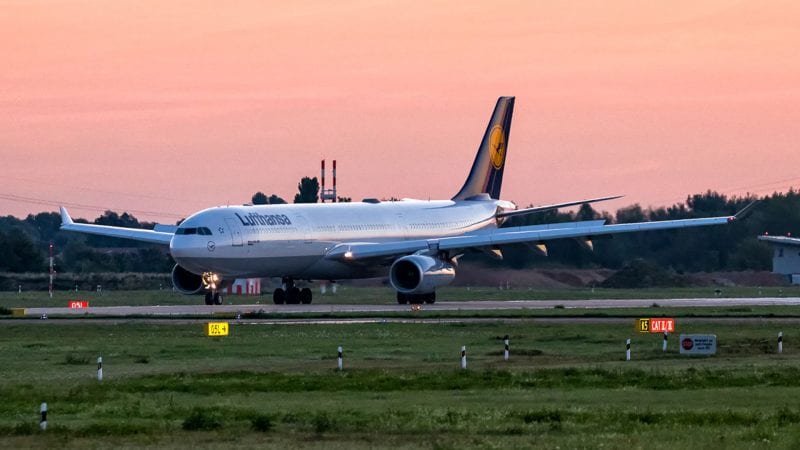 Lufthansa Airbus A330 Sonnenaufgang Sunrise Düsseldorf 800x450 4