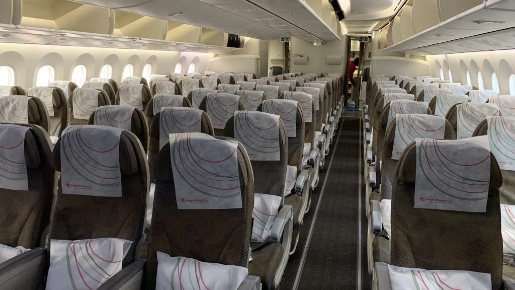 Kenya Airways Economy Class Boeing 787 Kabine Sitze
