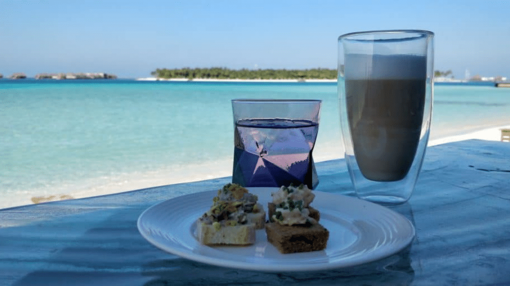 Conrad Maldives Happy Hour