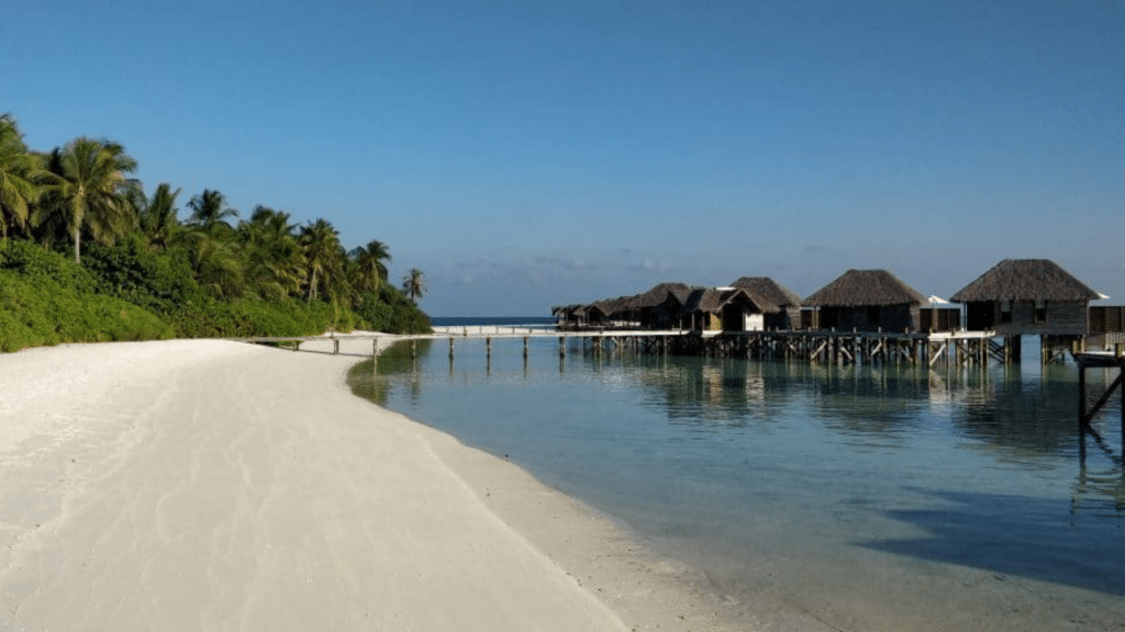 Conrad Maldives Strand 