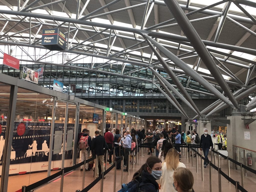 Sicherheitskontrolle Flughafen Hamburg