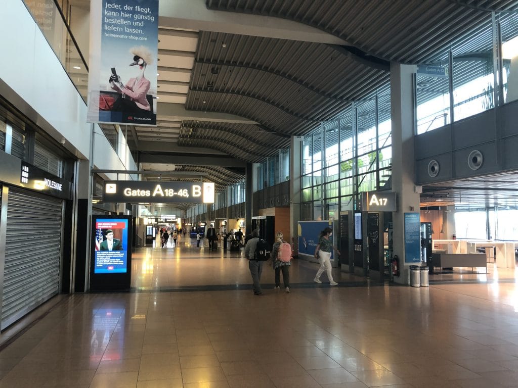 Abflughalle Flughafen Hamburg
