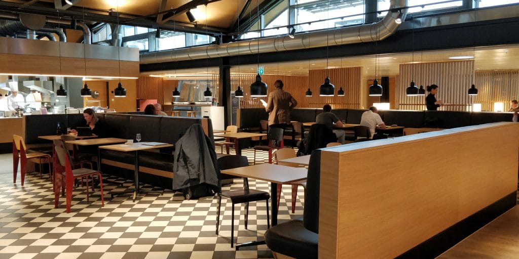 Swiss Senator Lounge Zürich A Sitzgelegenheiten