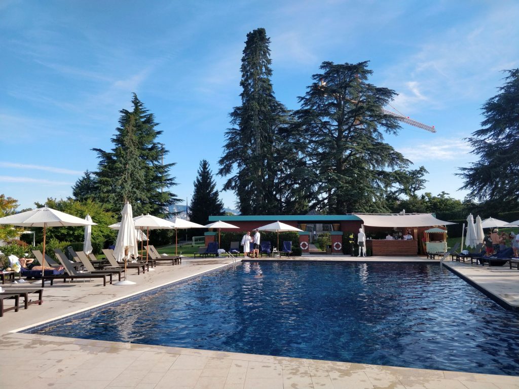 La Réserve Genève Außenpool