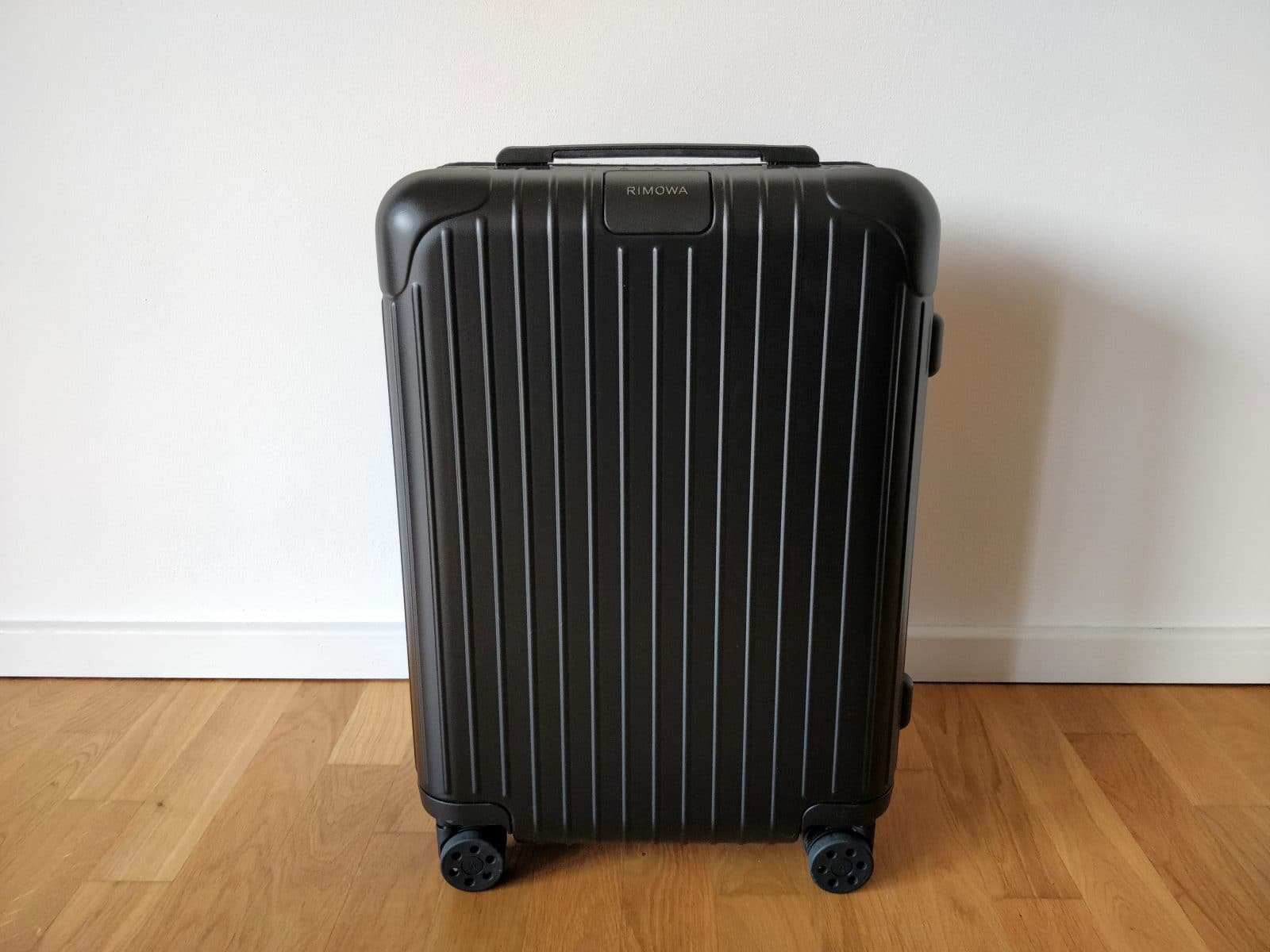 Review Rimowa Essential Cabin Trolley reisetopia KofferTest