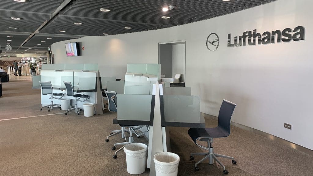 Lufthansa Lounge Düsseldorf Corona Business Center