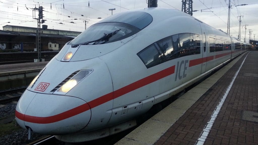 deutsche bahn ice zug fernverkehr 