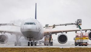 Enteisung A340 Lufthansa