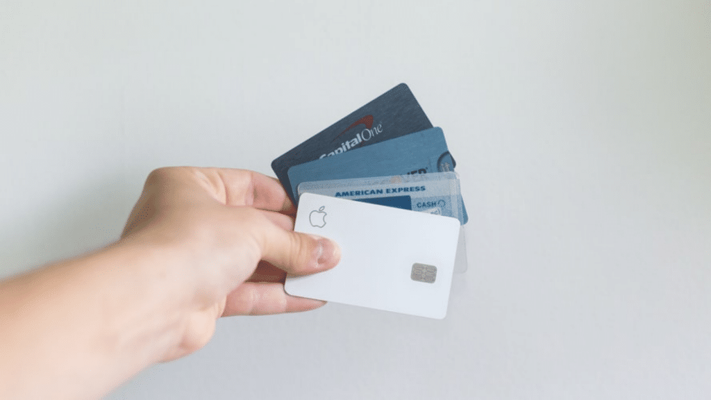 Metro bietet zwei Kreditkarten Produkte