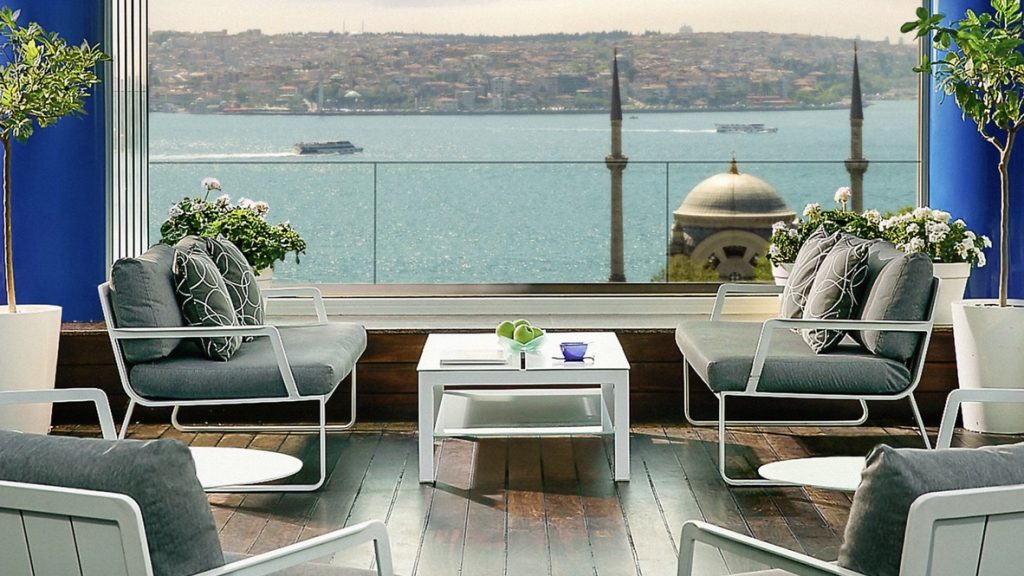 Ritz-Carlton Istanbul Bleu Lounge