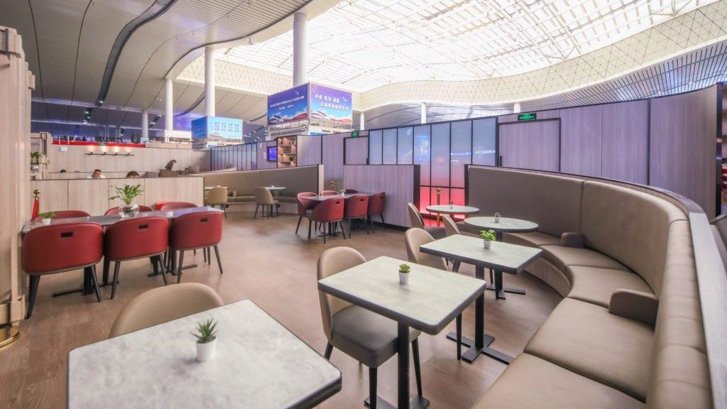 Dining Area At DragonPass X Plaza Premium Lounge Changsha High Speed Railway Lounge 1024x683