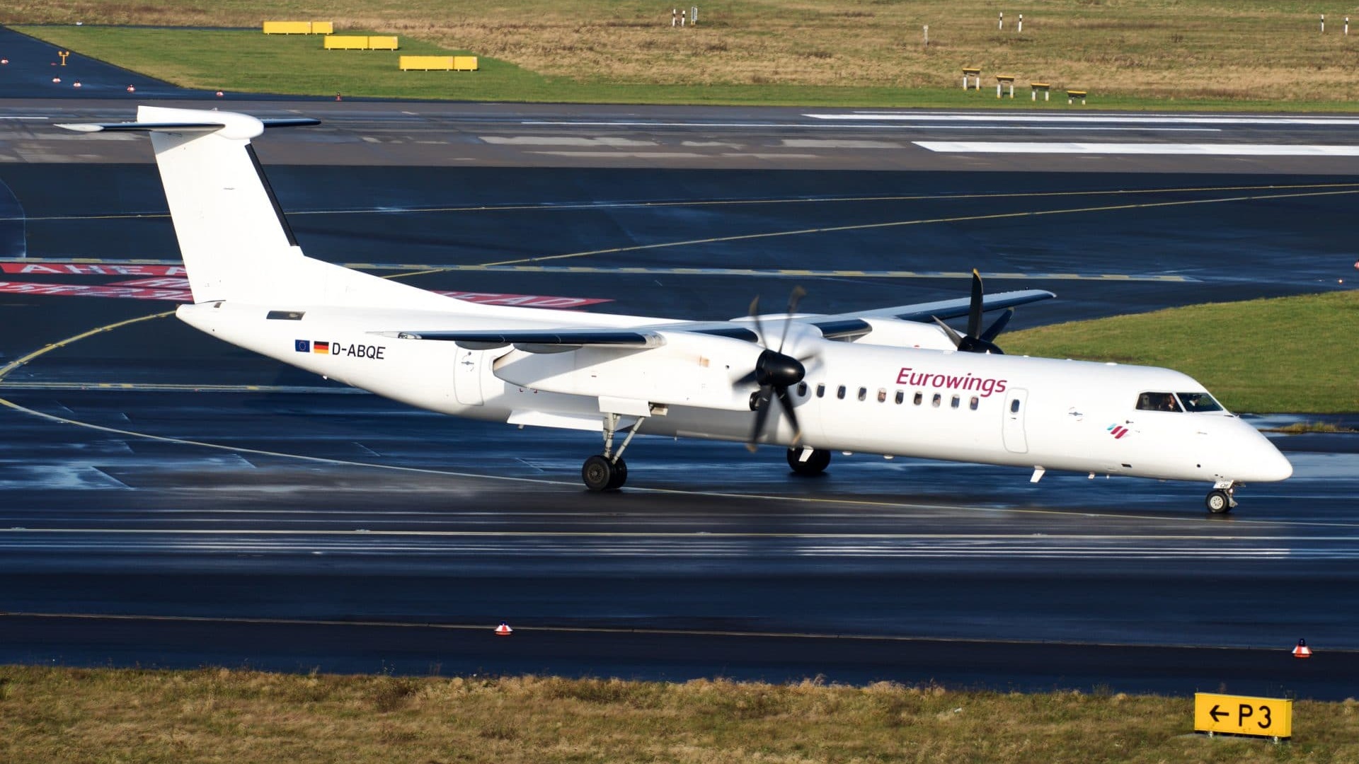 Eurowings Bombardier Q400 D ABQE 39342876462 Cropped