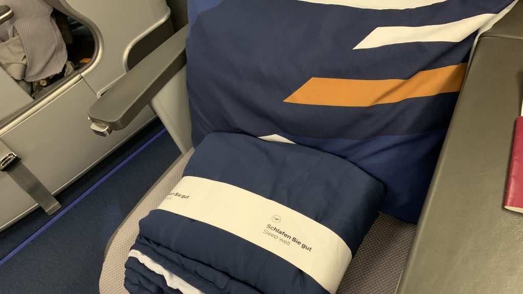 Lufthansa Business Class Bedding