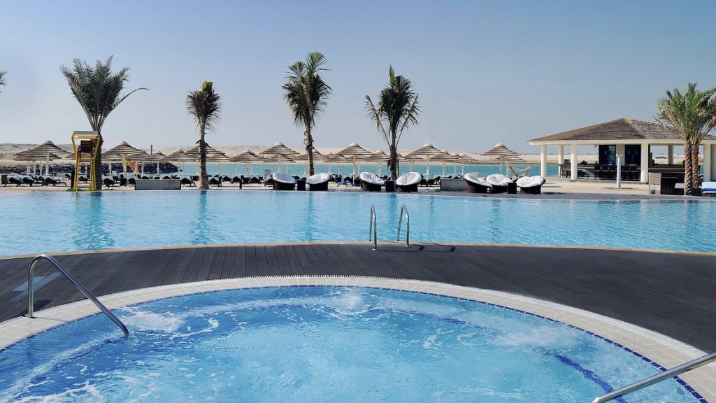 InterContinental Abu Dhabi Pool