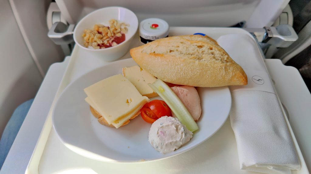 Lufthansa Business Class Frühstück Europa