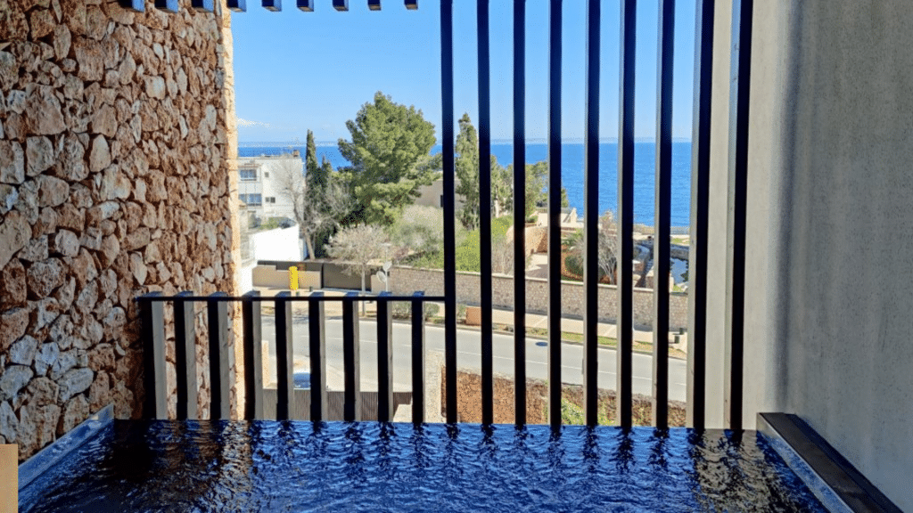Hospes Hotel Maricel Mallorca Balkon mit Ausblick