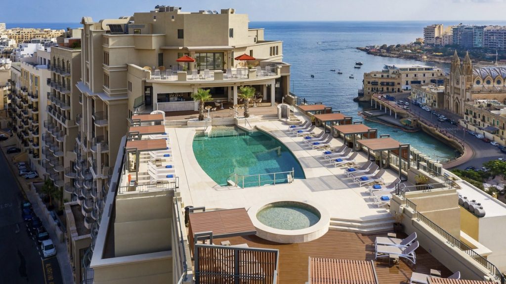 Marriott Malta Pool Spa 