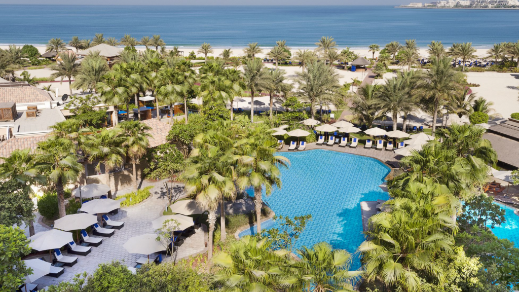 Ritz Carlton Dubai Pool