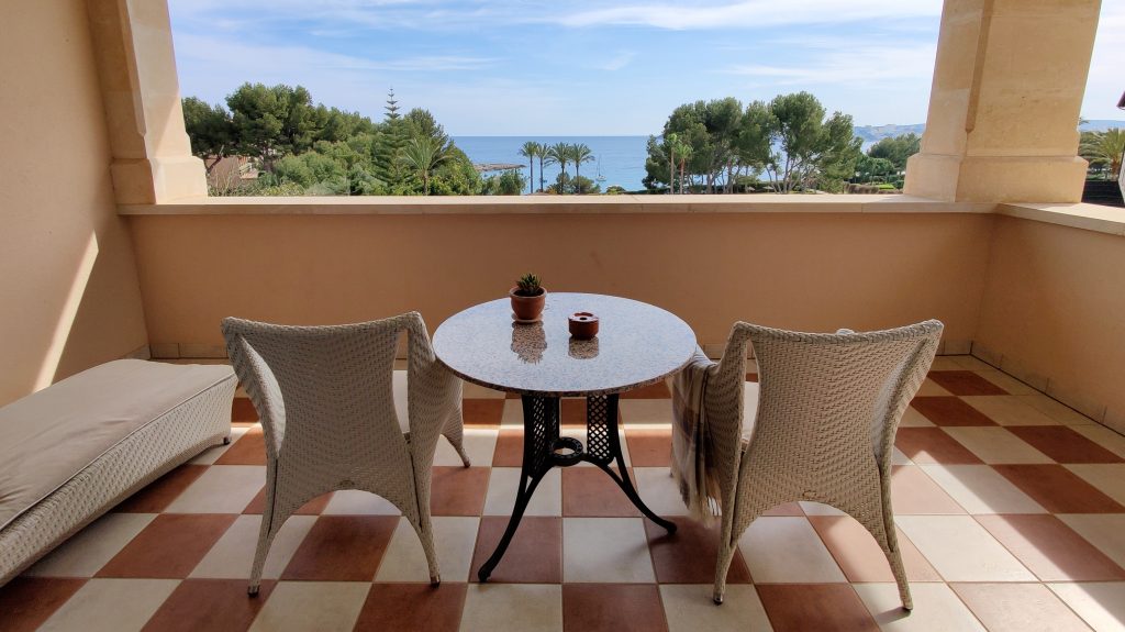 The St. Regis Mardavall Resort Mallorca Junior Suite Balkon 2