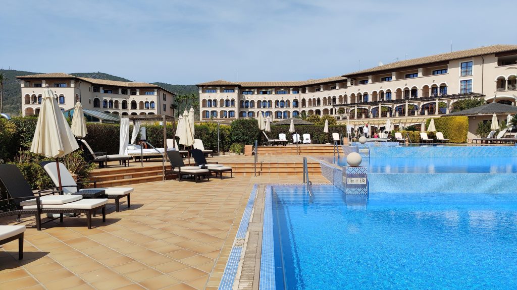The St. Regis Mardavall Resort Mallorca Pool 10