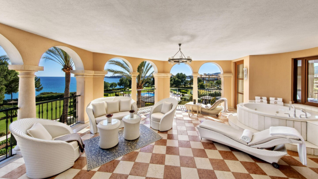 St. Regis Mardavall Mallorca Resort Madarvall Diamond Suite Terrasse