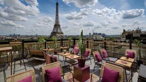 Shangri-La Paris, Terrasse, Eifelturm, reisetopia Hotels