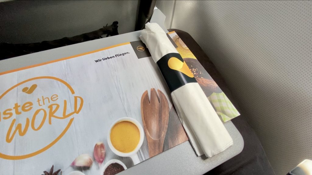 Condor Airbus A320 Business Class Catering 2