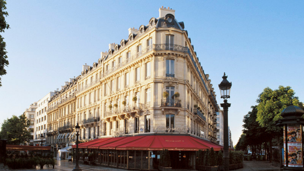 Hotel Barriere Le Fouquets Paris